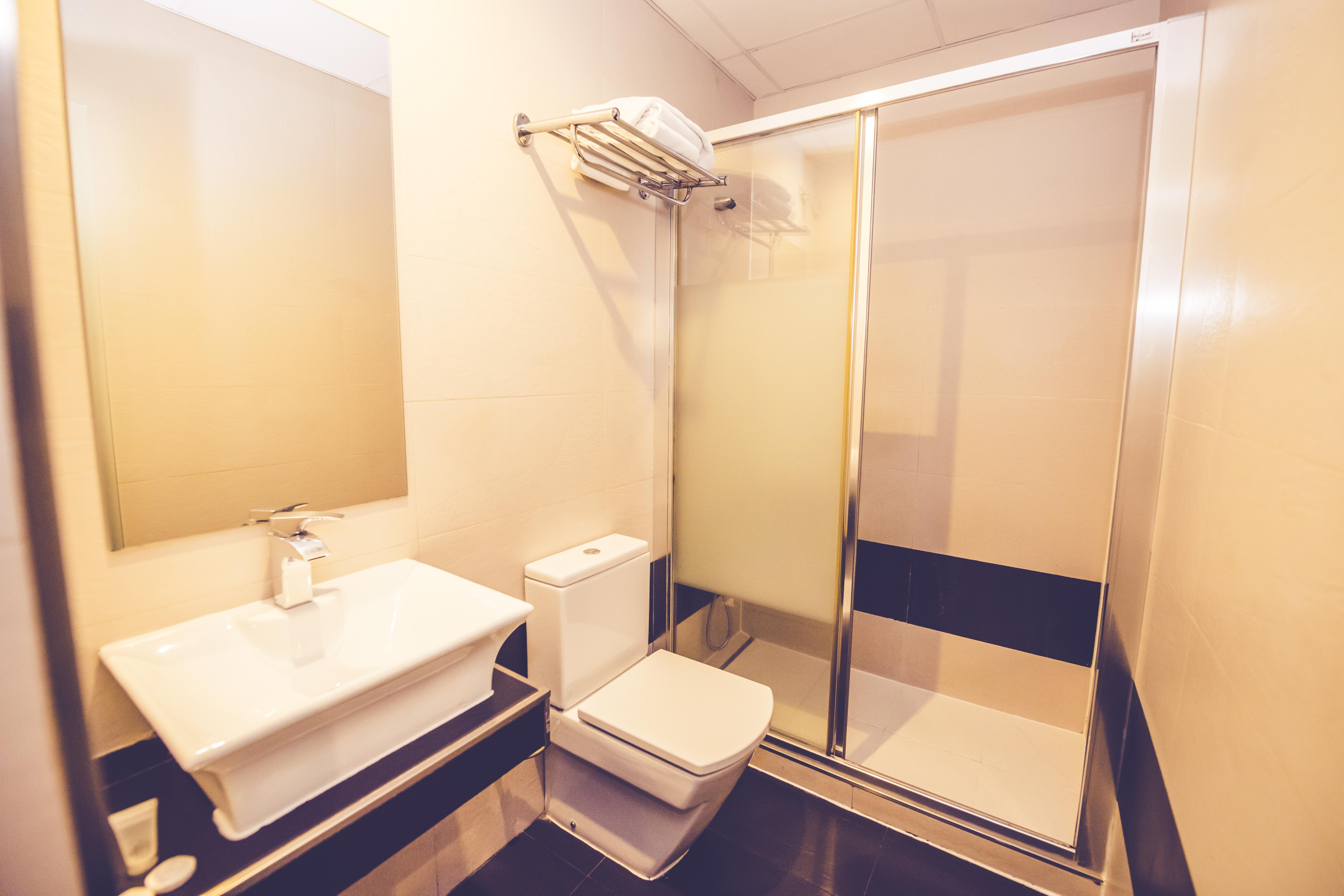 Hostal Sol Los Angeles Madrid Exterior photo