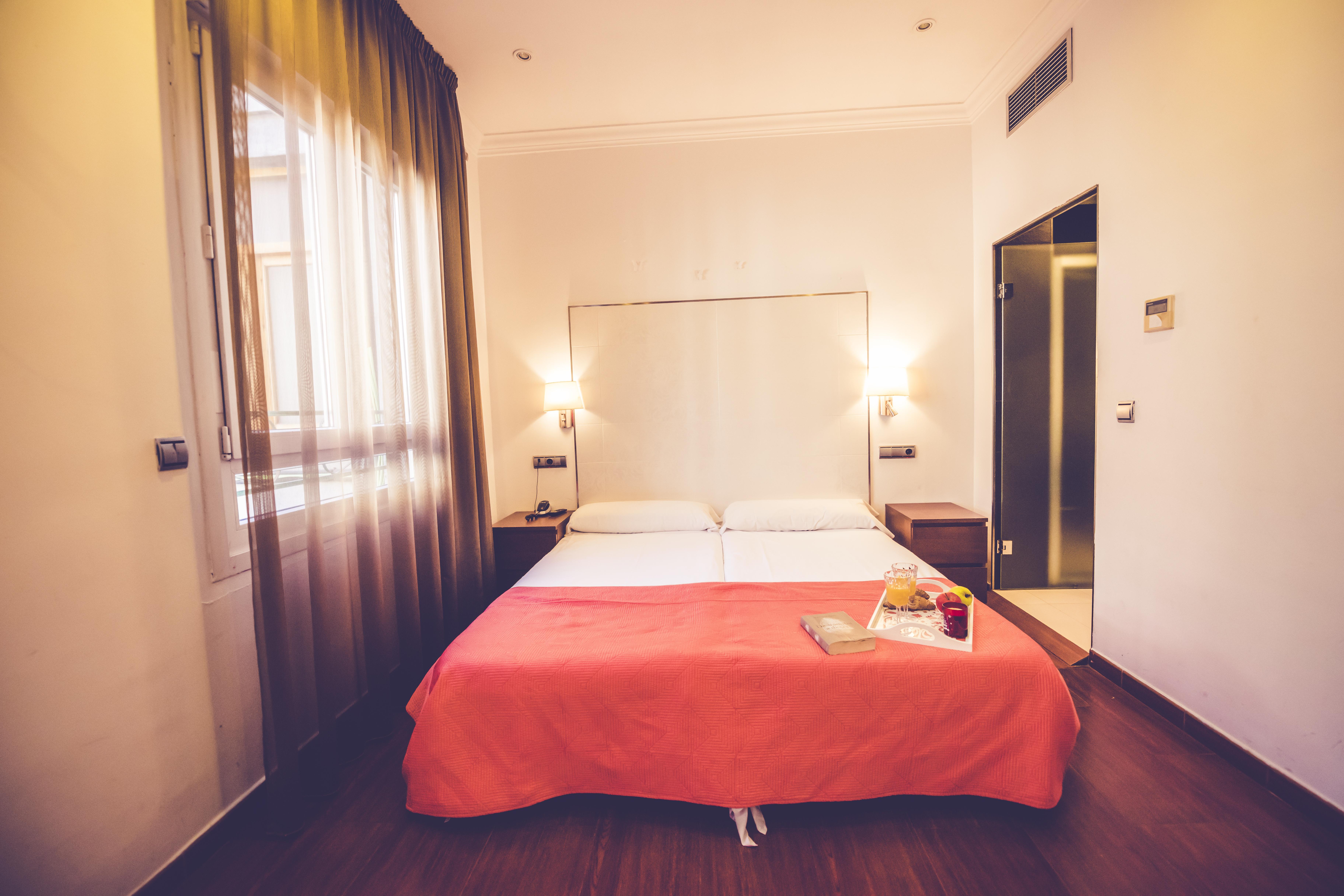 Hostal Sol Los Angeles Madrid Exterior photo