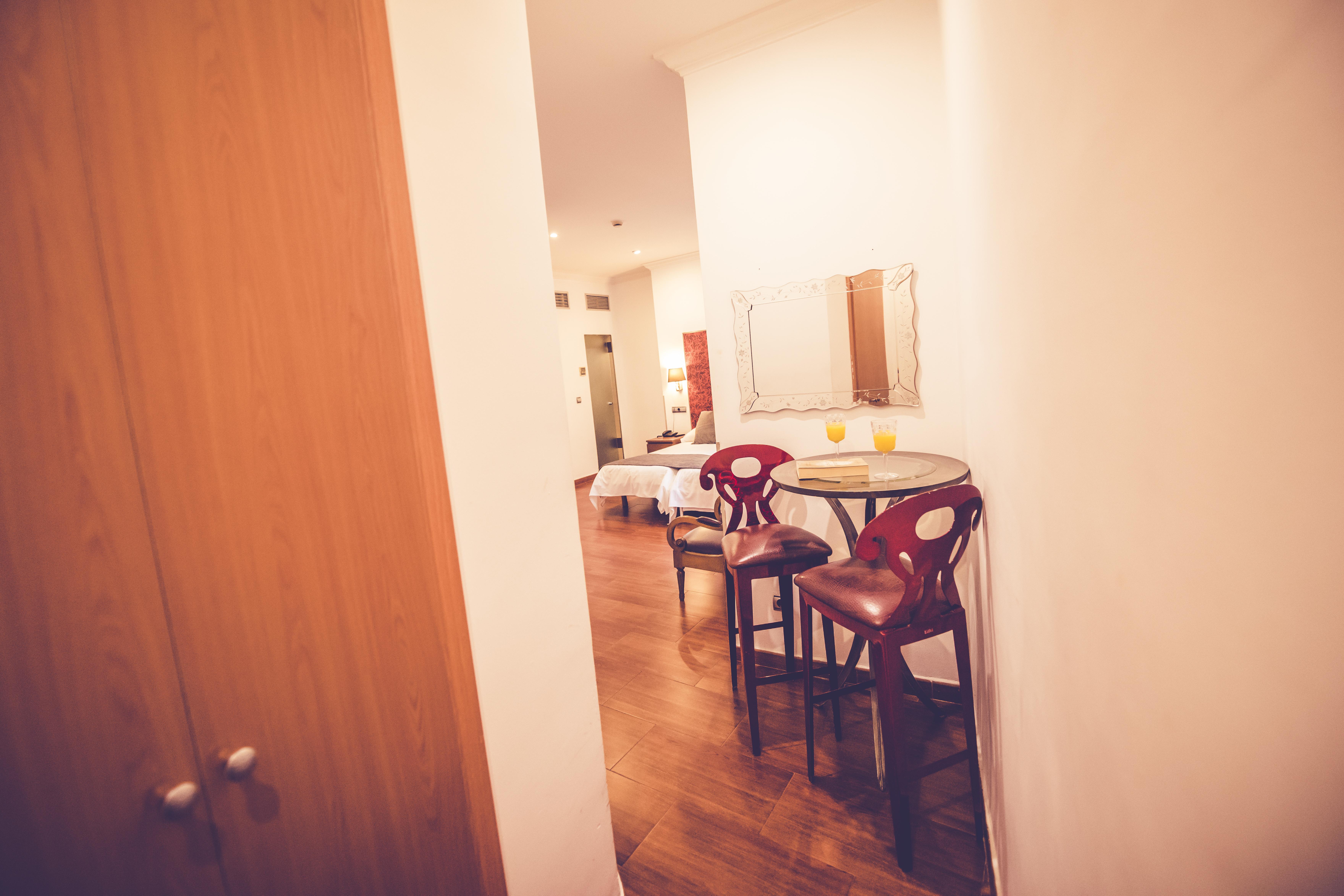 Hostal Sol Los Angeles Madrid Exterior photo