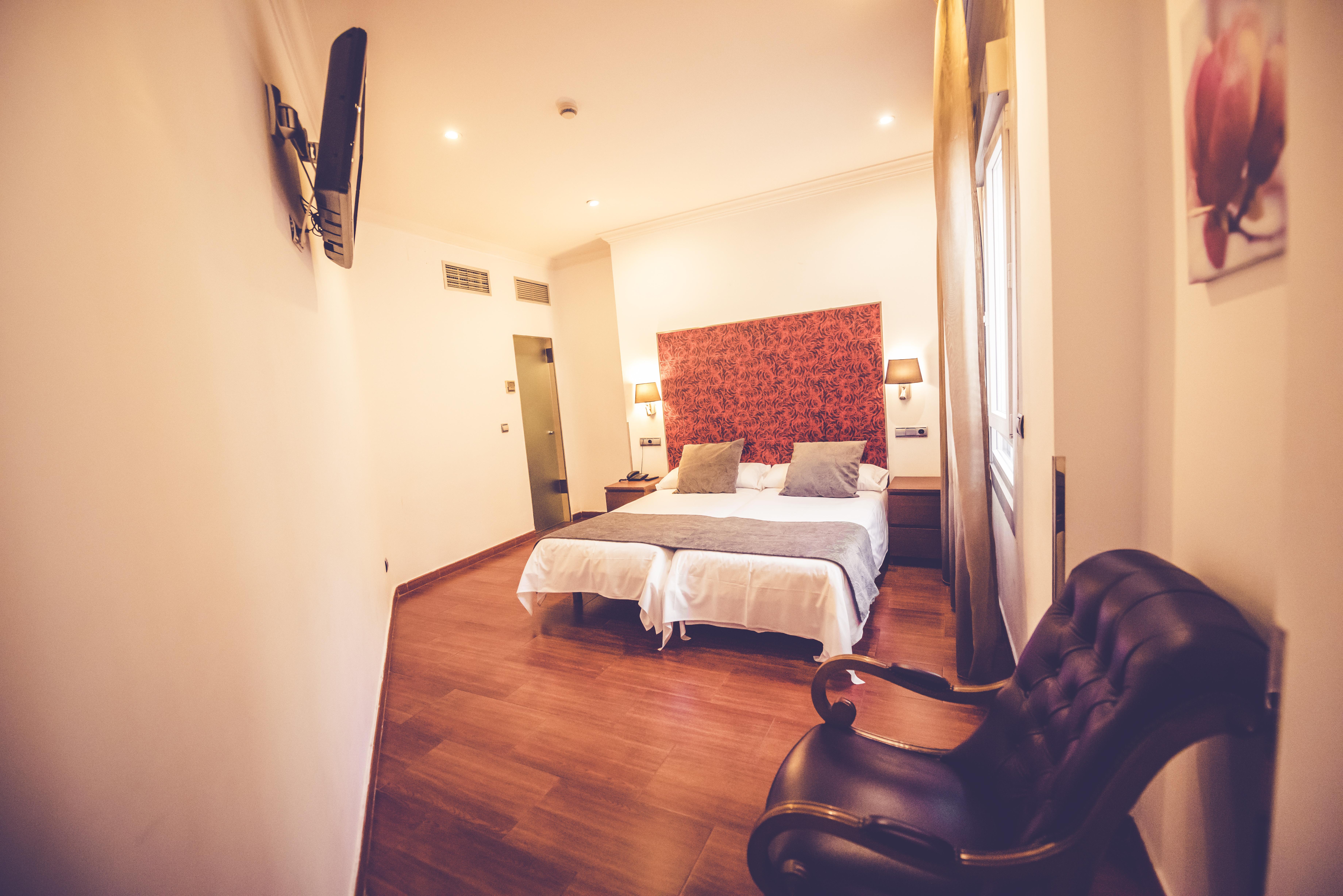 Hostal Sol Los Angeles Madrid Exterior photo